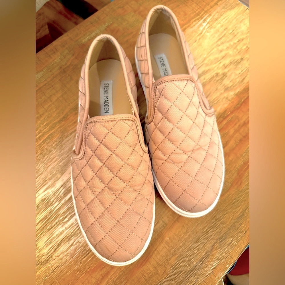 Steve Madden Pink Quilted Flats
